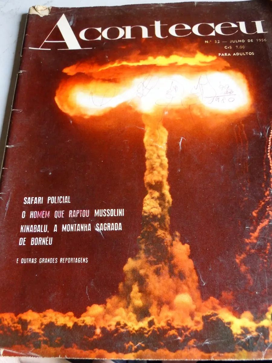 ACONTECEU magazine side cover Issue 32  July 1956