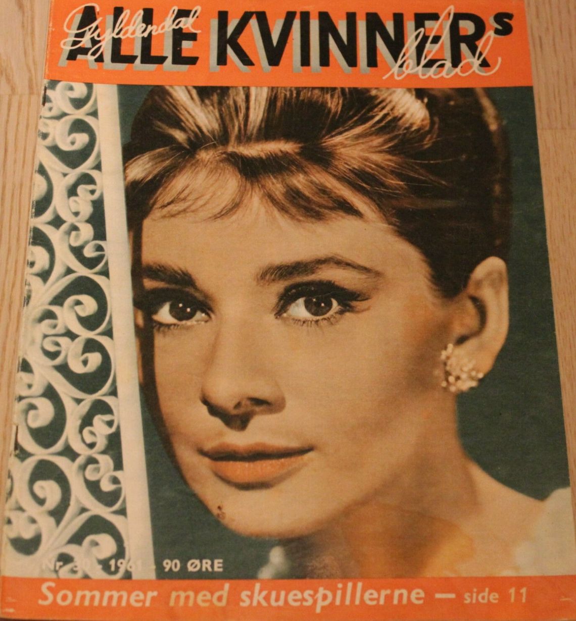 ALLE KVINNER magazine side cover Issue 30   1961