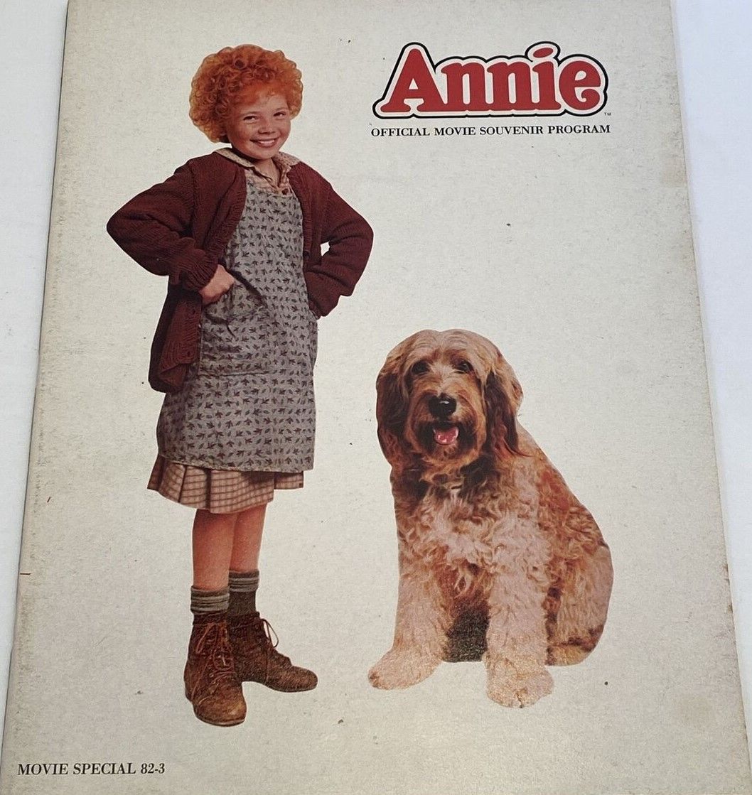 OFFICIAL MOVIE MAGAZINES magazine side cover   1982