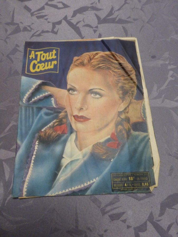 A TOUT COEUR magazine side cover Issue 122 17 February 1949