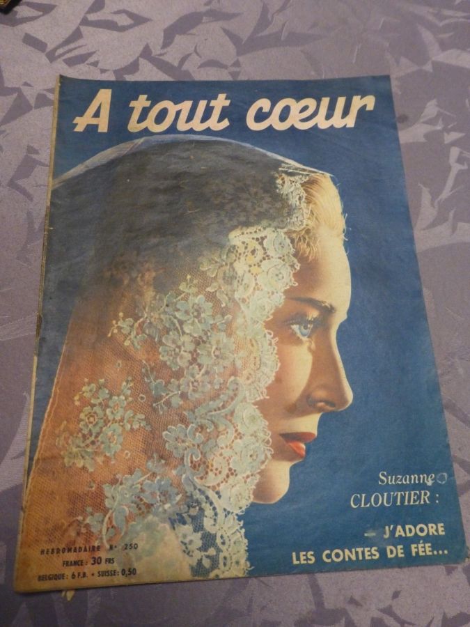 A TOUT COEUR magazine side cover Issue 250 31 July 1951