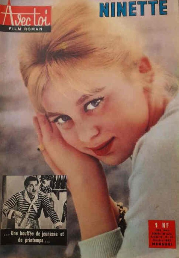 AVEC TOI magazine side cover Issue 40  October 1962