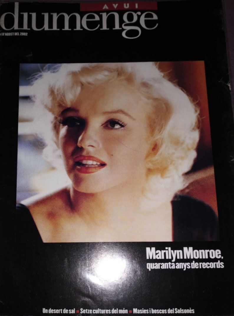 AVUI DIUMENGE magazine side cover 4 August 2002