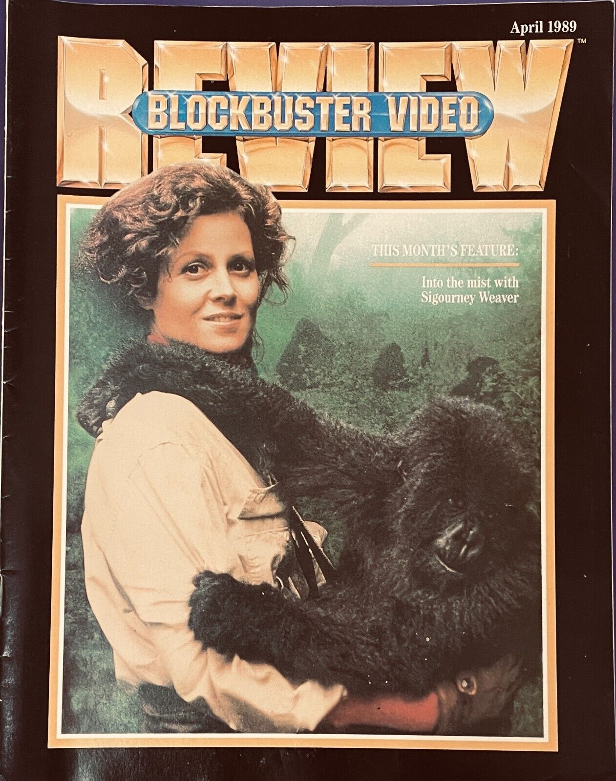 BLOCKBUSTER VIDEO magazine side cover  April 1989
