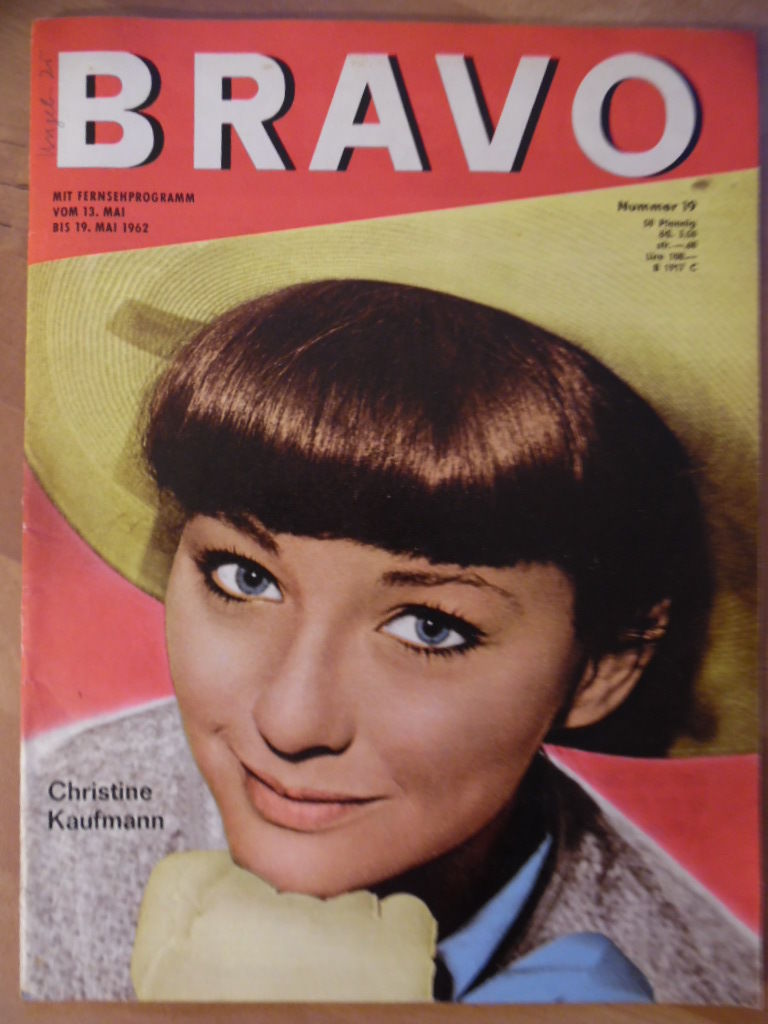 BRAVO magazine side cover Issue 19 13 May 1962