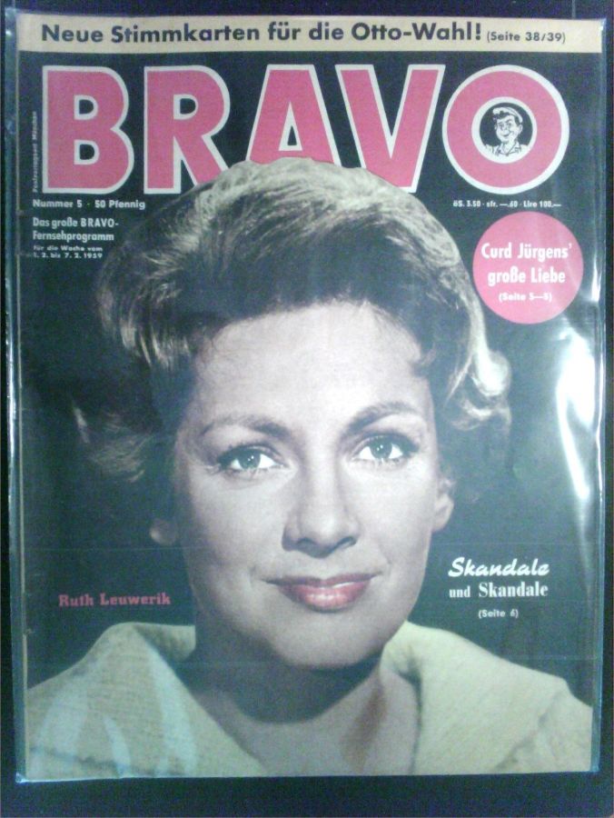 BRAVO magazine side cover Issue 5 1 February 1959