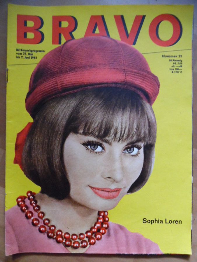 BRAVO magazine side cover Issue 21 27 May 1962