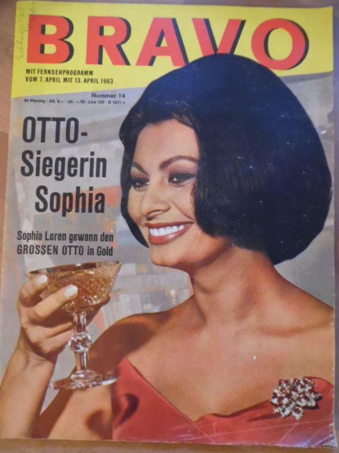 BRAVO magazine side cover Issue 14 7 April 1963