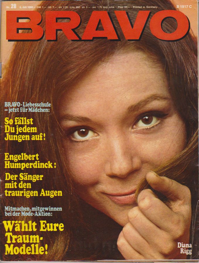 BRAVO magazine side cover Issue 28 8 July 1968