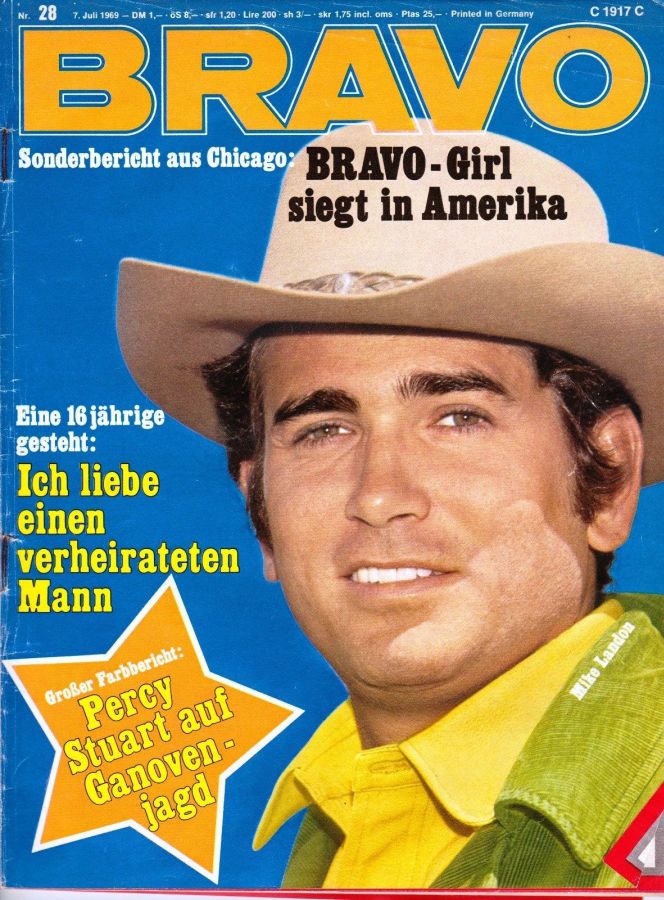 BRAVO magazine side cover Issue 28 7 July 1969