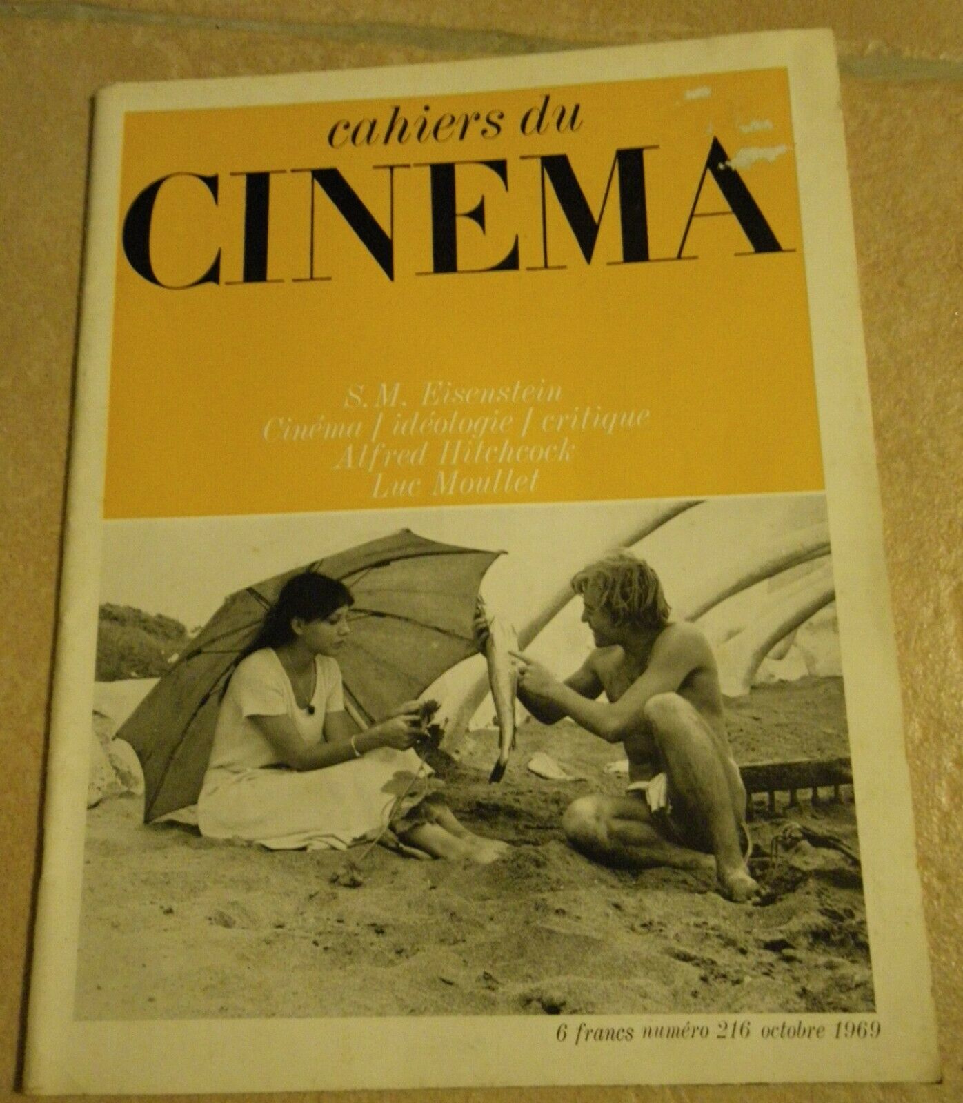 CAHIERS DU CINEMA magazine side cover Issue 216 October 1969