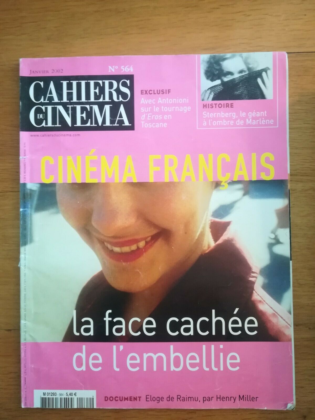 CAHIERS DU CINEMA magazine side cover Issue 564 January 2002