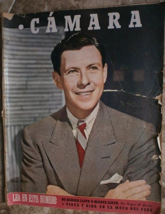 CAMARA magazine side cover Issue 74  1946