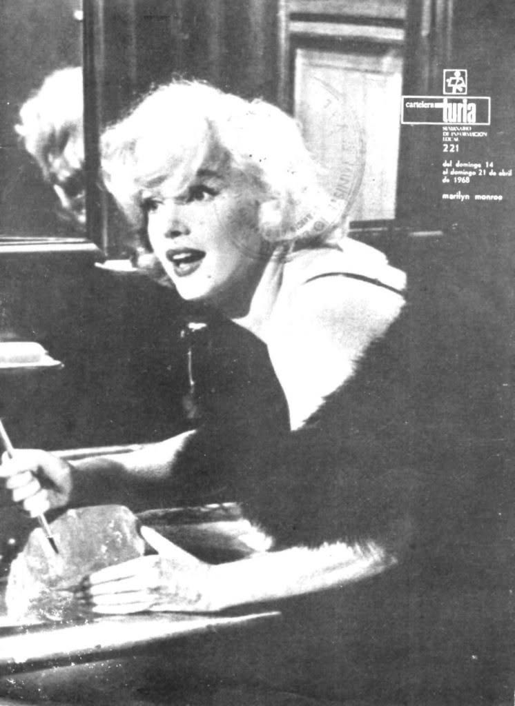 CARTELERA TURIA magazine side cover Issue 221 14 April 1968