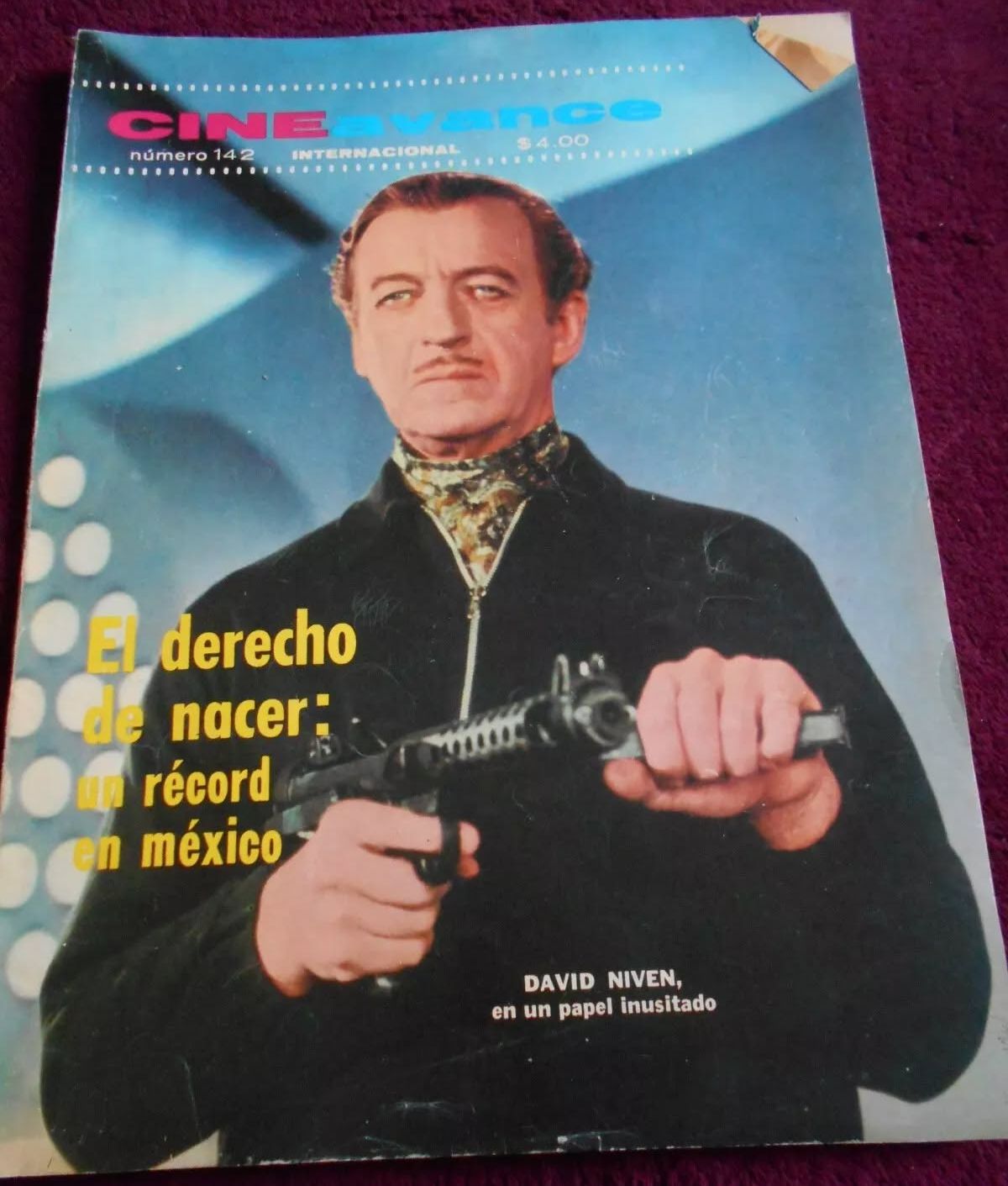 CINE AVANCE magazine side cover Issue 142  1967