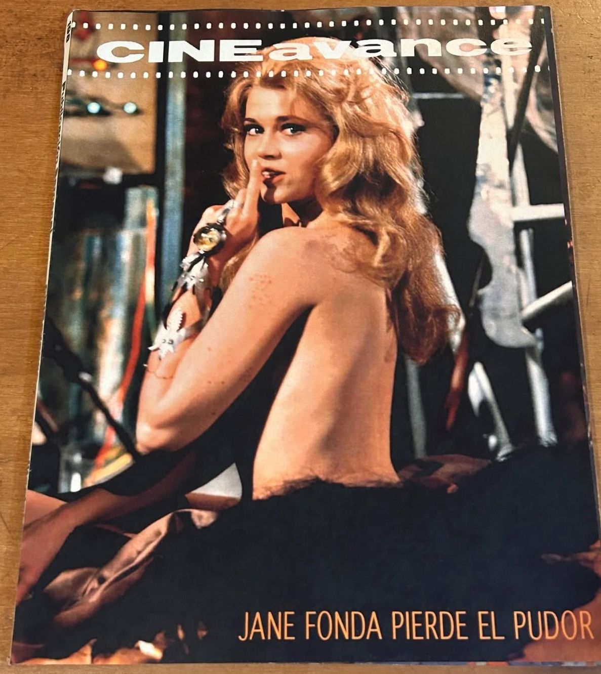 CINE AVANCE magazine side cover  November 1969