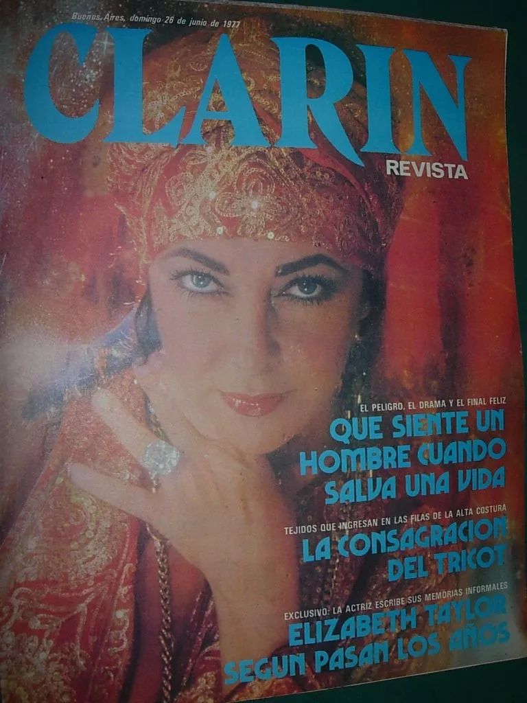 CLARIN magazine side cover 26 June 1977