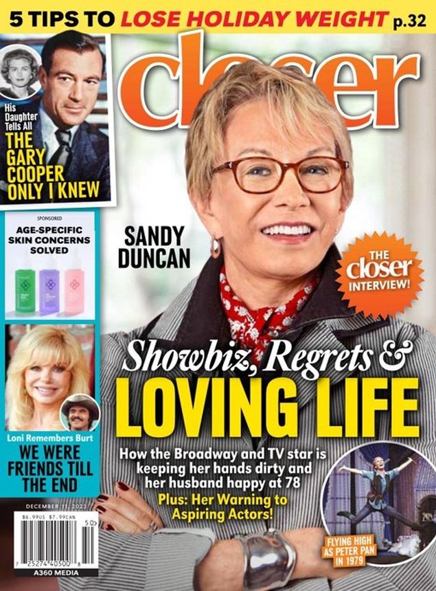 CLOSER WEEKLY magazine side cover 11 December 2023