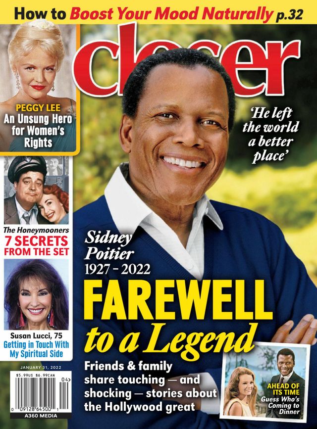 CLOSER WEEKLY magazine side cover 31 January 2022