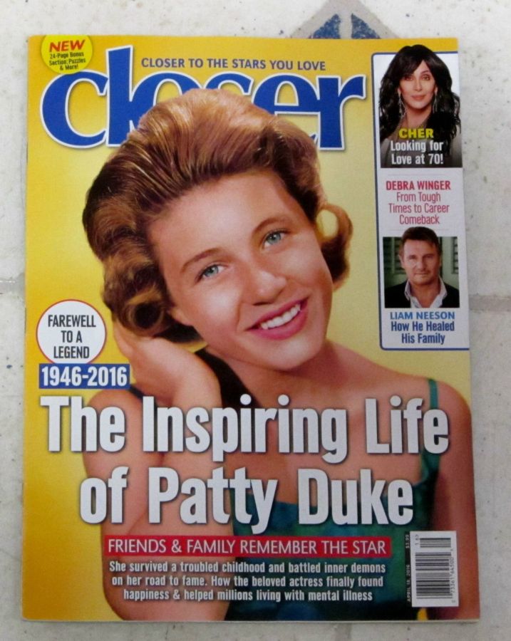CLOSER WEEKLY magazine side cover 18 April 2016