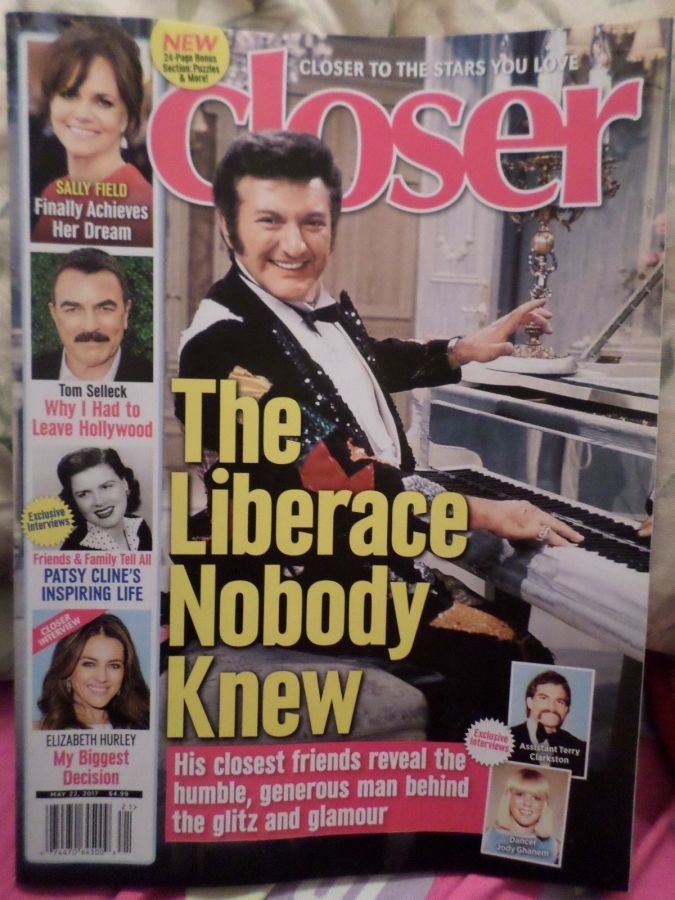 CLOSER WEEKLY magazine side cover 22 May 2017