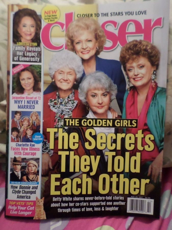 CLOSER WEEKLY magazine side cover 29 May 2017