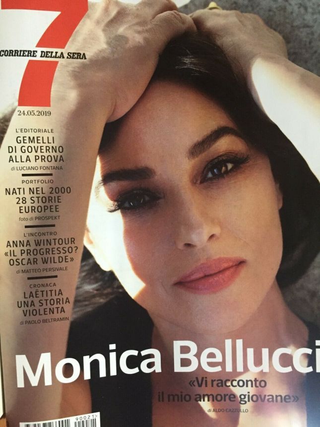 CORRIERE DELLA SERA MAGAZINE magazine side cover 24 May 2019