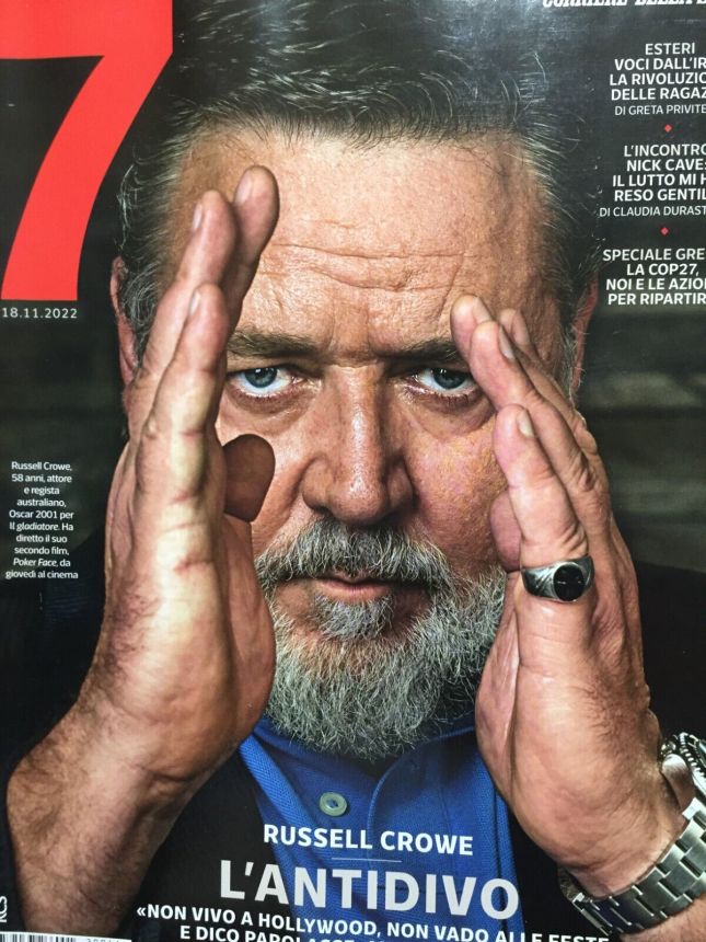 CORRIERE DELLA SERA MAGAZINE magazine side cover 18 November 2022