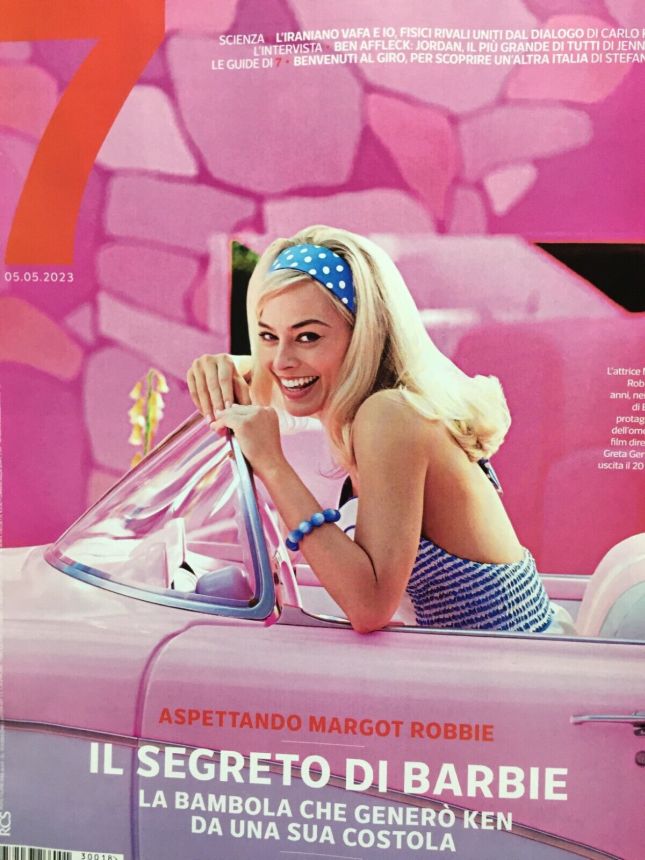CORRIERE DELLA SERA MAGAZINE magazine side cover 5 May 2023