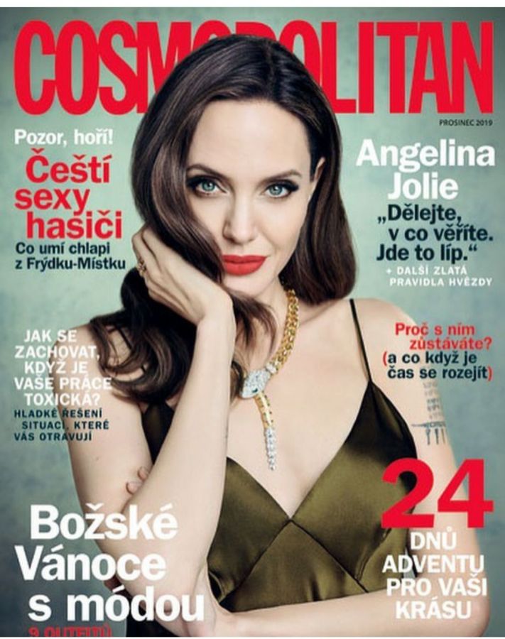 COSMOPOLITAN CZECH magazine side cover  December 2019