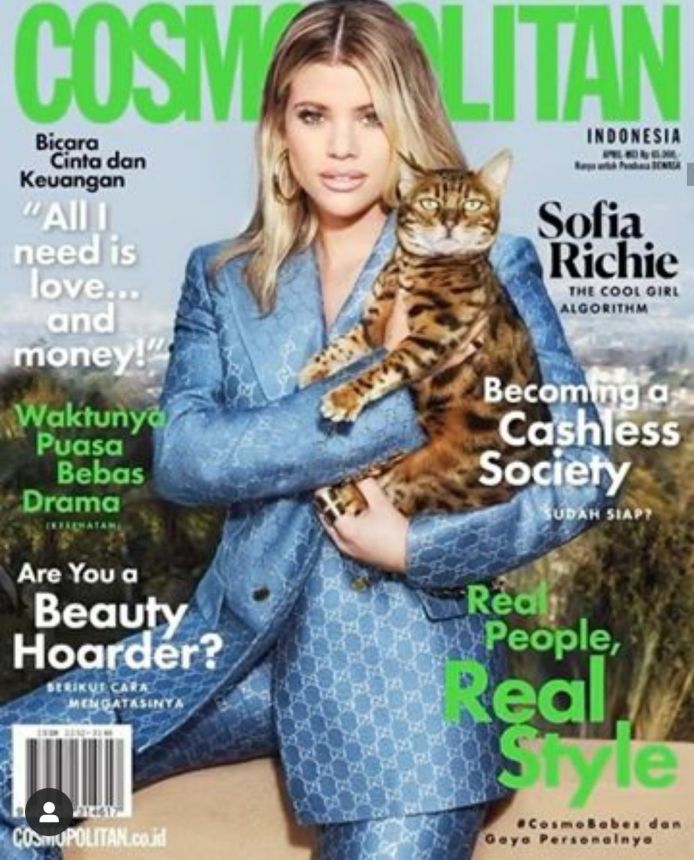 COSMOPOLITAN INDONESIA magazine side cover  April 2020