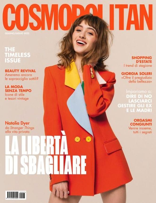 COSMOPOLITAN ITALY magazine side cover  June/July 2022