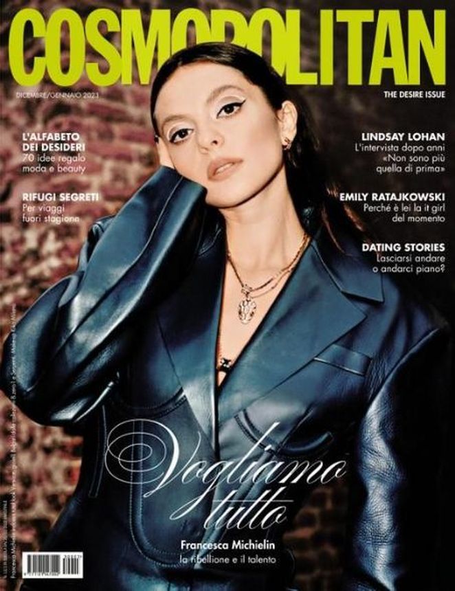 COSMOPOLITAN ITALY magazine side cover  December 2022/ January 2023 