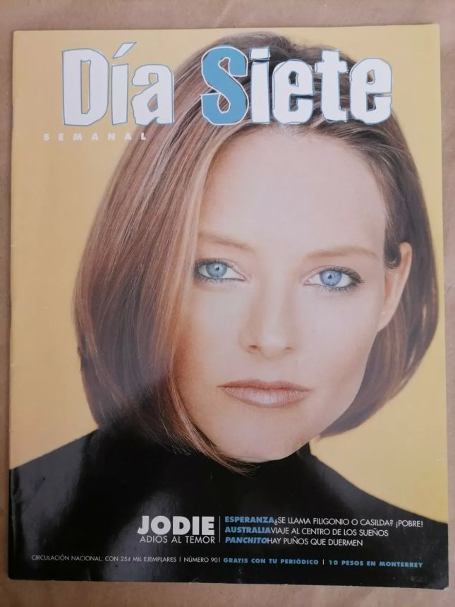 DIA SIETE magazine side cover Issue 901   