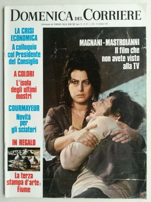 DOMENICA DEL CORRIERE magazine side cover Issue 42 19 October 1971