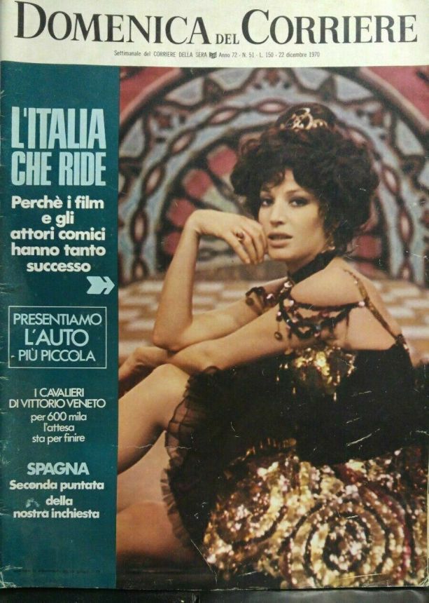 DOMENICA DEL CORRIERE magazine side cover Issue 51 22 December 1970