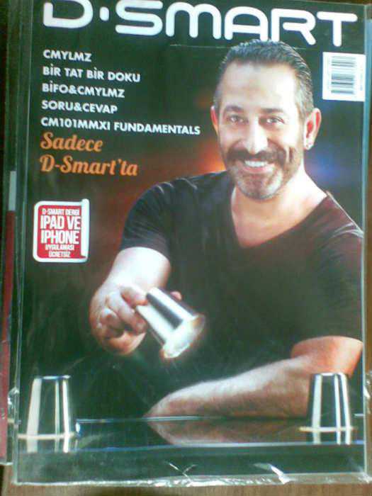 D-SMART magazine side cover Issue 68  April 2013
