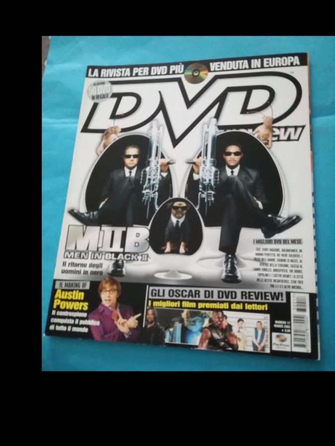 DVD REVIEW (It) magazine side cover Issue 17  March 2003