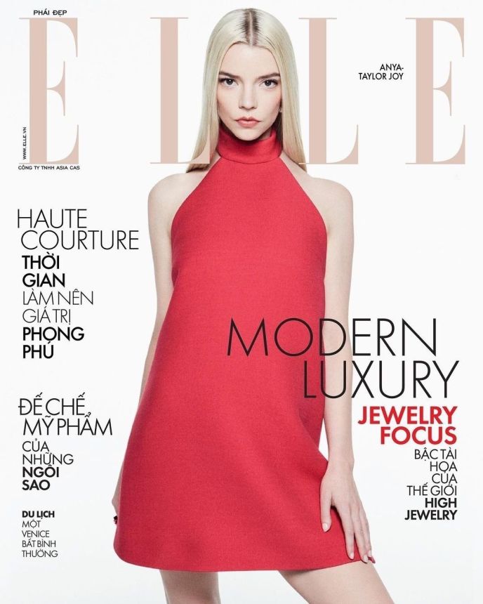 ELLE VIETNAM magazine side cover  September 2022