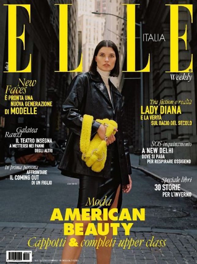 ELLE ITALY magazine side cover 7 December 2023