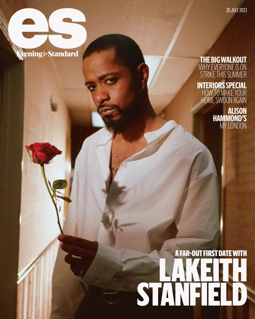 ES MAGAZINE magazine cover 28 July 2023