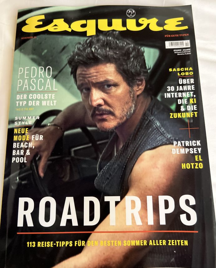 ESQUIRE (DE) magazine side cover Summer 2023