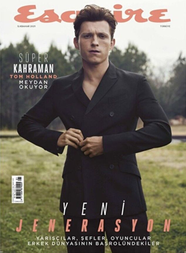 ESQUIRE TURKEY magazine side cover Spring 2021