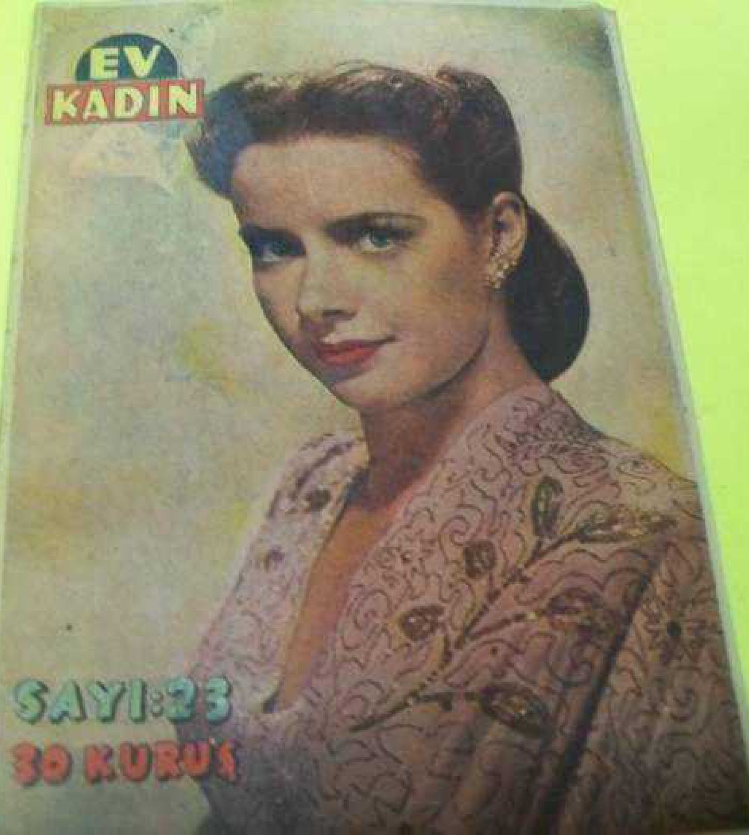 EV KADIN magazine side cover Issue 23   1947
