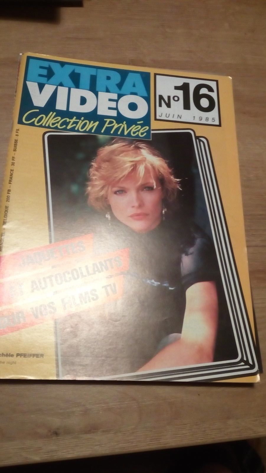 EXTRA VIDEO COLLECTION PRIVEE magazine side cover Issue 16  June 1985