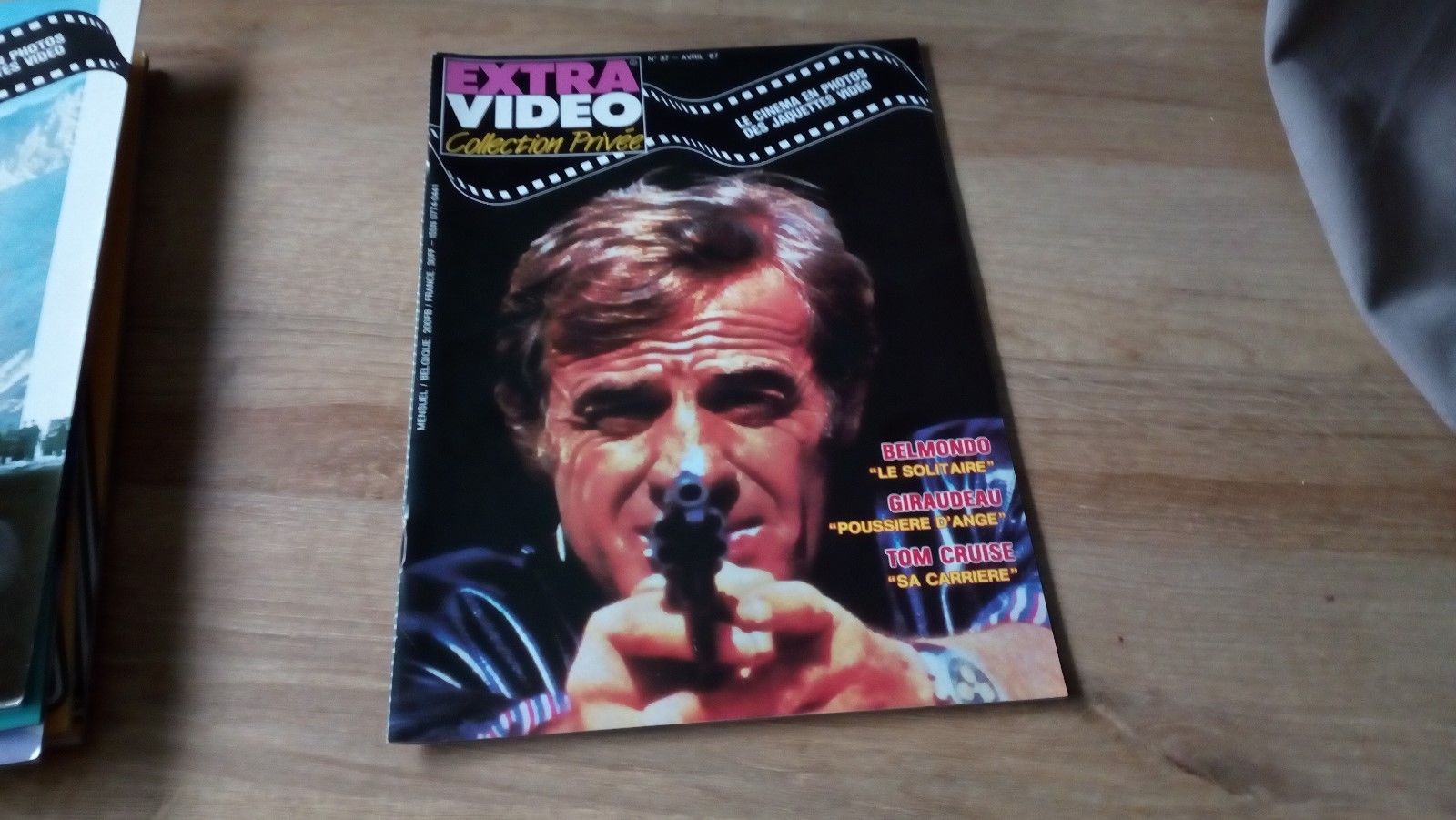 EXTRA VIDEO COLLECTION PRIVEE magazine side cover Issue 37  April 1987