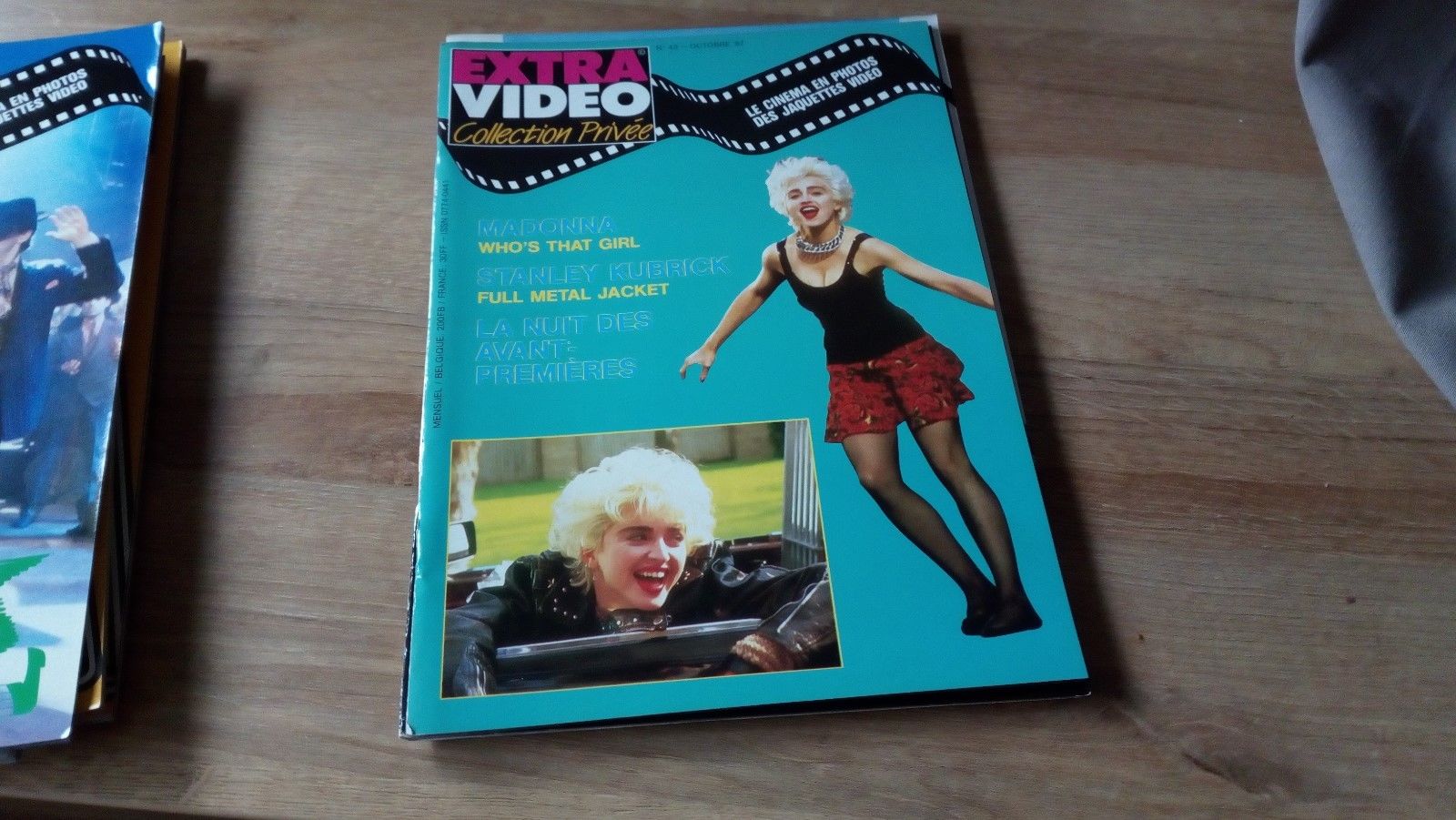 EXTRA VIDEO COLLECTION PRIVEE magazine side cover Issue 43  October 1987