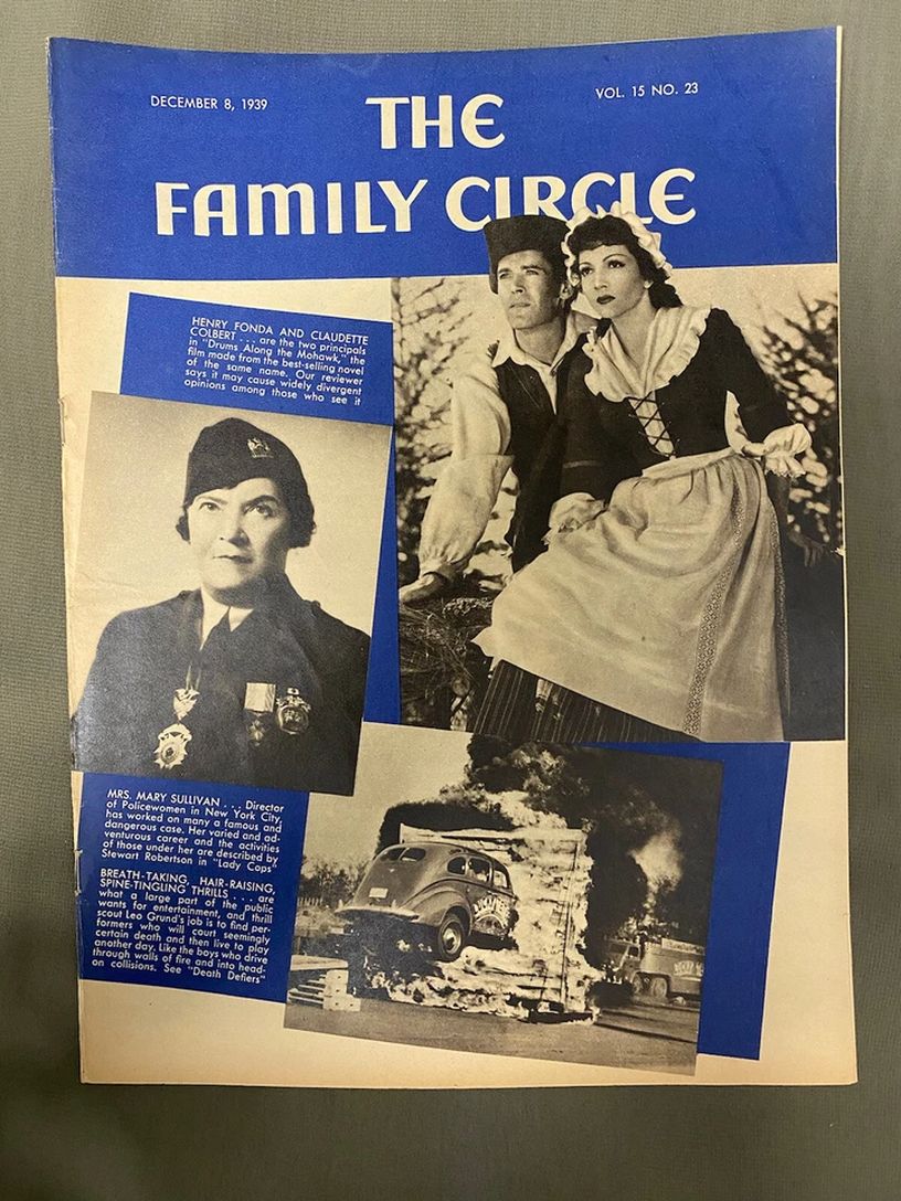 THE FAMILY CIRCLE magazine side cover 8 December 1939