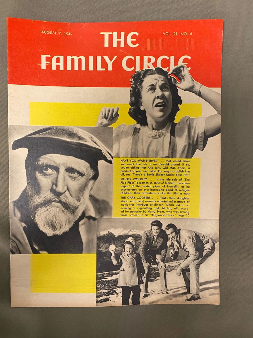THE FAMILY CIRCLE magazine side cover 7 August 1942