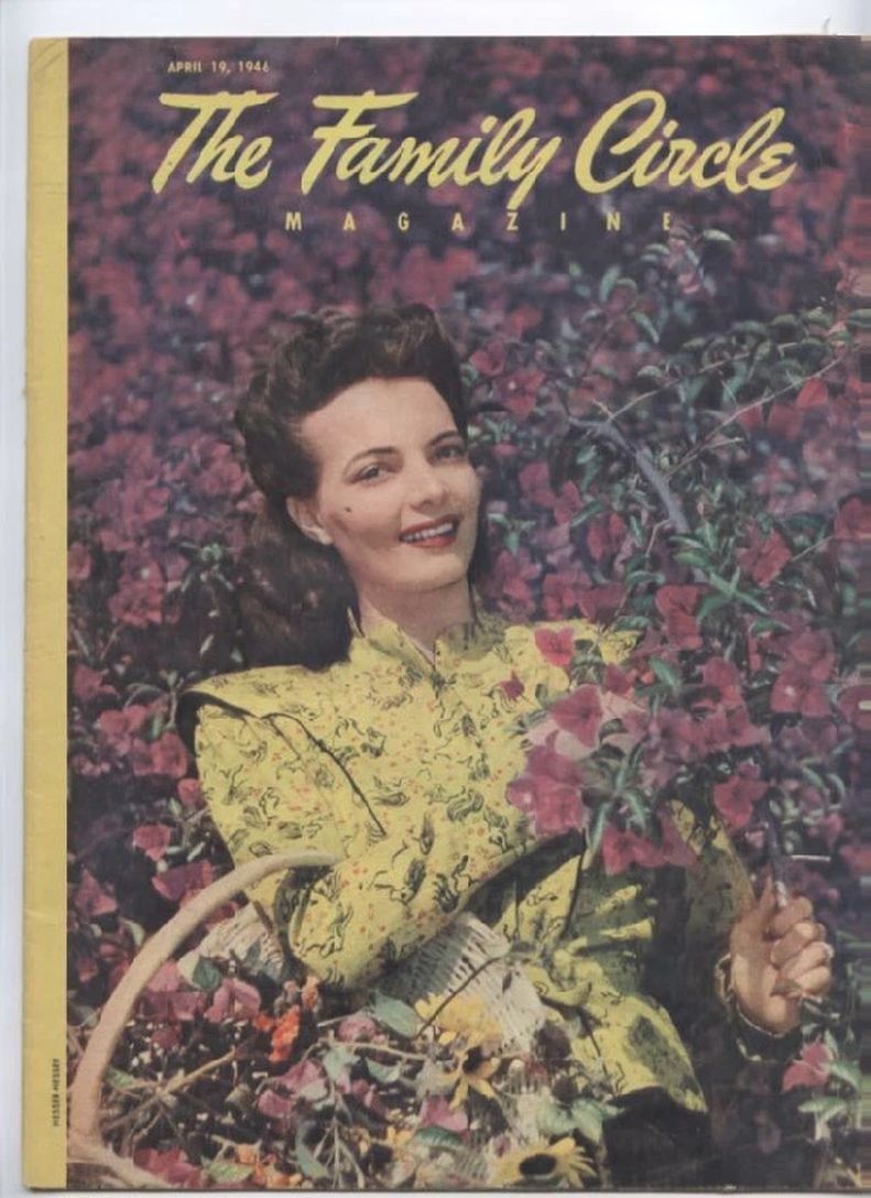 THE FAMILY CIRCLE magazine side cover 19 April 1946
